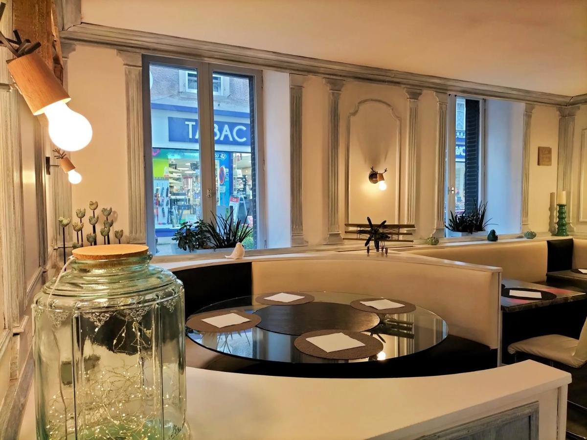 Hotel Restaurant Herard بوربون ليه بان المظهر الخارجي الصورة