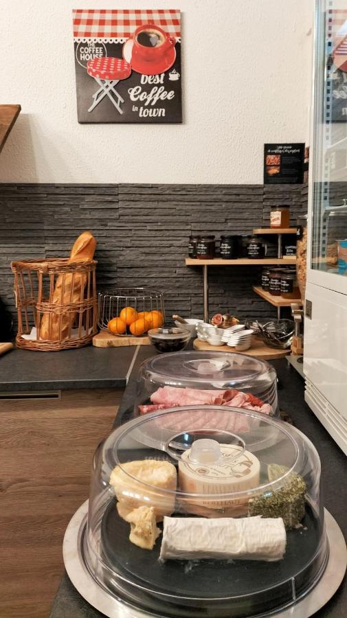 Hotel Restaurant Herard بوربون ليه بان المظهر الخارجي الصورة