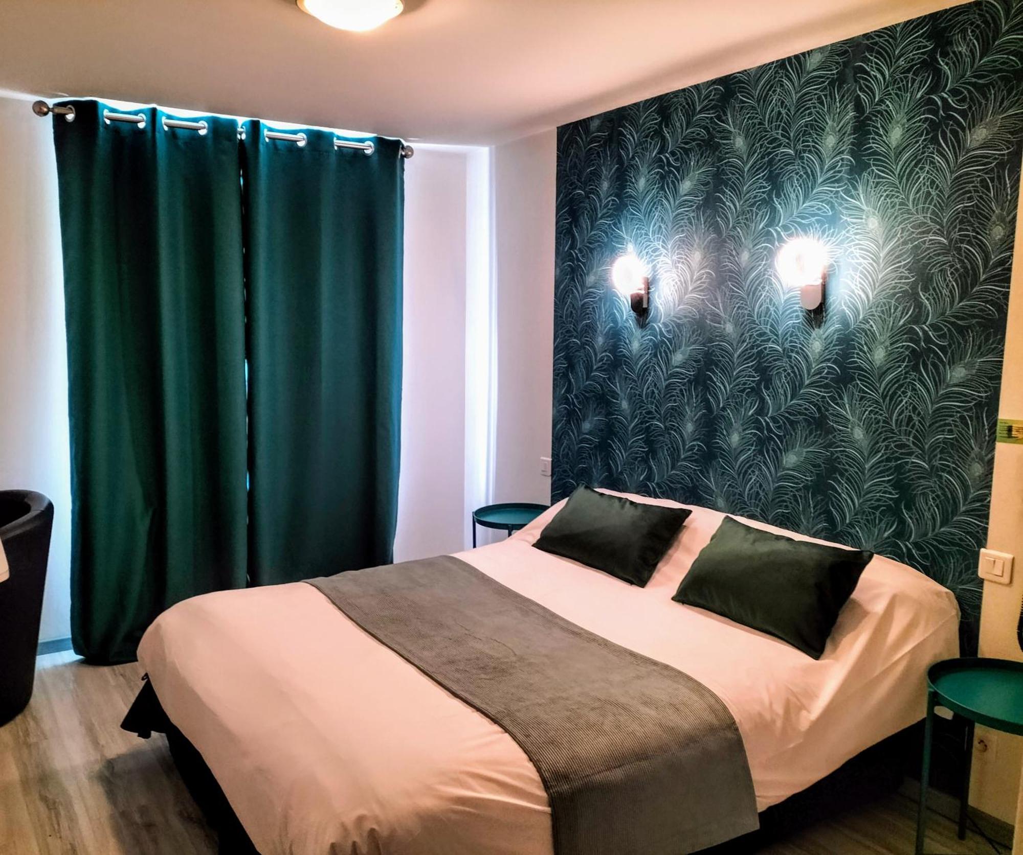 Hotel Restaurant Herard بوربون ليه بان المظهر الخارجي الصورة