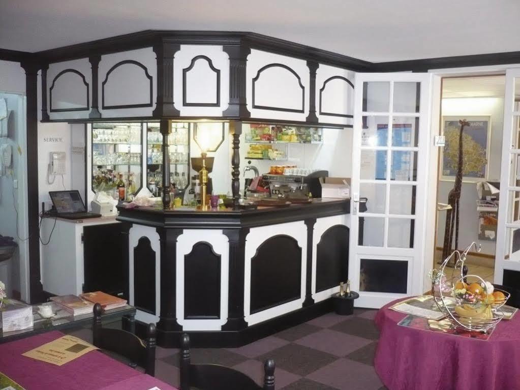 Hotel Restaurant Herard بوربون ليه بان المظهر الخارجي الصورة