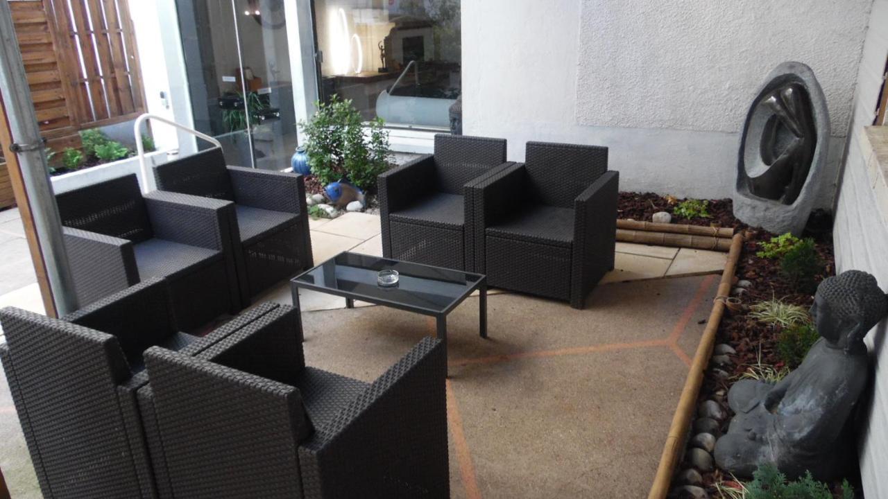 Hotel Restaurant Herard بوربون ليه بان المظهر الخارجي الصورة